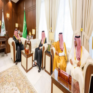 أمير منطقة حائل يستقبل رئيس مجلس إدارة نادي الطائي