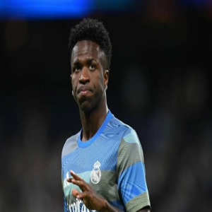 فينيسيوس يكسر صمته بشأن مورينيو ومستقبله مع ريال مدريد