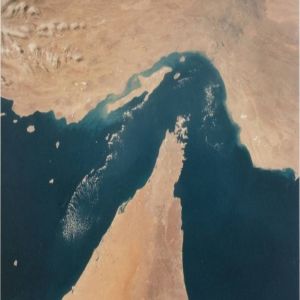 تفاصيل الاتفاق المؤقت لإعادة فتح مضيق هرمز