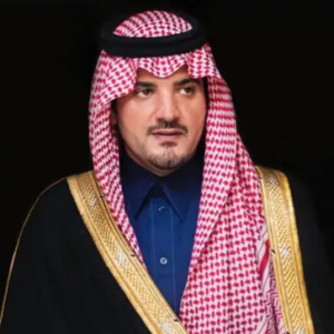 بتوجيه الأمير عبدالعزيز بن سعود.. مدير الأمن العام يصدر قرارات ترقية (1206) أفراد من منسوبي الأمن العام