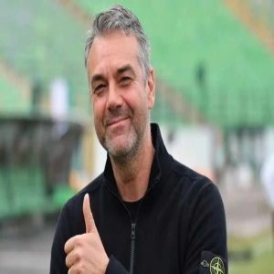الأهلي يعلن التعاقد مع المدرب مارينو بوسيتش حتى 2028