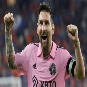 ثنائية ميسي تقود إنتر ميامي لانتصار مثير في كأس الدوريات