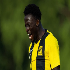 الاتحاد يعلن إصابة روجر فرنانديز بقطع في الرباط الصليبي