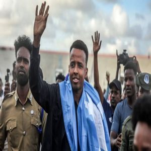 الصومالي أرتان يكتب التاريخ في السوبر الأوروبي