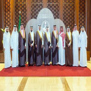 أمير الشرقية يستقبل منسوبي غرفة حفر الباطن