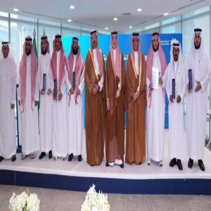 نائب وزير الموارد البشرية يكرم الفائزين بجائزة التنمية الشبابية في نسختها الثانية 2026