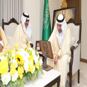 أمير نجران يدشن عددًا من المشروعات التطويرية بنادي الأخدود الرياضي