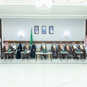 أمير الشرقية يطّلع على جاهزية إدارات التعليم بالمنطقة وخطط تهيئة البيئة المدرسية للعام الدراسي الجديد
