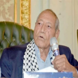 خادمة تسرق «قلادة النيل» ومشغولات ذهبية من منزل وزير مصري سابق
