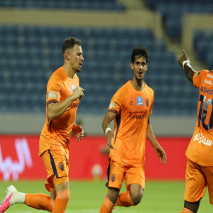 الفيحاء يتخطى العدالة بثنائية في كأس الملك