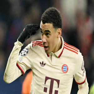موسيالا يعود لتدريبات بايرن بعد التعافي