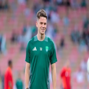 ماتيو دامس يقترب من مغادرة الأهلي