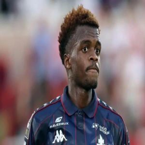 الاتحاد والدرعية يتنافسان على ضم ألفا توريه