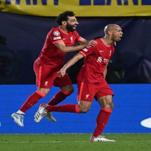 فابينيو يجتمع مجدداً مع محمد صلاح في فريق واحد