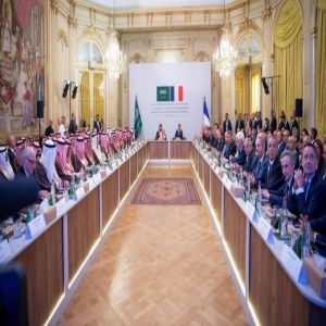 بحضور سمو ولي العهد والرئيس الفرنسي.. باريس تجمع قادة الأعمال لتعزيز الشراكة الاستثمارية السعودية الفرنسية