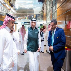 وزير النقل والخدمات اللوجستية يزور مطار الأمير سلطان بن عبدالعزيز الدولي بتبوك