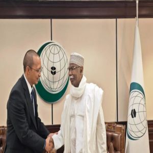 الأمين العام لمنظمة التعاون الإسلامي يتسلّم أوراق اعتماد المندوب الدائم الجديد لجمهورية اندونيسيا