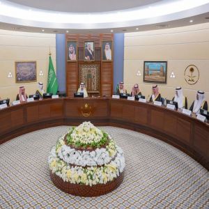 أمير القصيم يرأس اجتماع الجمعية العمومية لجمعية "عابري سبيل" الأهلية بالمنطقة