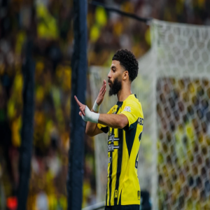 رسميًا.. الشباب يضم عبدالرحمن العبود قادمًا من الاتحاد