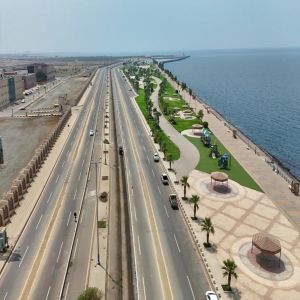 مشاريع صيانة وتأهيل طرق منطقة جازان تعزز كفاءة البنية التحتية وجودة الخدمات