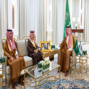 أمير الجوف يستقبل أعضاء مجلس المنطقة المعينين حديثًا