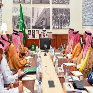 الأمير سعود بن نهار يؤكّد أهمية استثمار مقومات منطقة المدينة المنورة وتحويلها إلى فرص مستدامة
