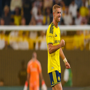 رونالدو يحطم رقمًا تاريخيًا جديدًا مع النصر