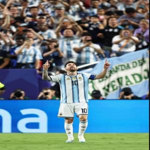 ميسي يودع «التانغو» ويعلن اعتزاله اللعب الدولي
