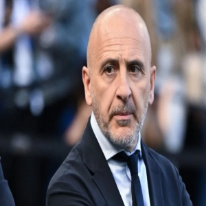 إنتر ميلان يعلن رحيل مديره الرياضي بييرو أوزيليو