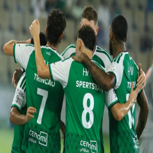 الأهلي يضرب الرياض بخماسية في دوري روشن