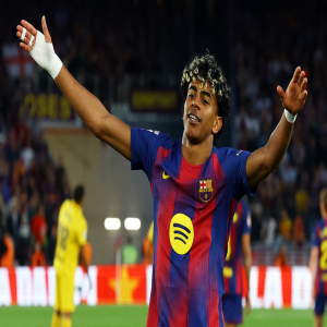 لامين يامال يغيب عن مران برشلونة الأخير قبل مواجهة فالنسيا