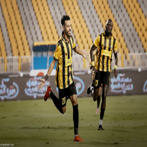الأهلي يتعثر.. وبيراميدز يستعيد الصدارة
