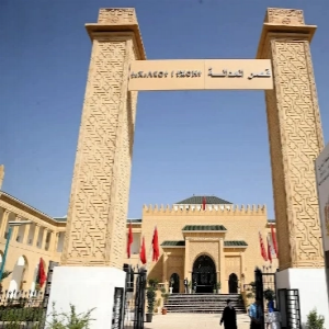 فضيحة تزوير تطيح بمسؤول عربي.. السجن وغرامة بالملايين