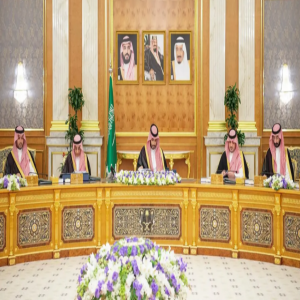 سمو ولي العهد يرأس جلسة مجلس الوزراء في جدة
