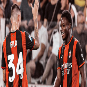 ميلان وبنفيكا في مواجهة نارية في انطلاقة الدوري الأوروبي