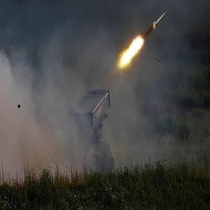 روسيا تقصف سفينة شحن وناقلة في أوكرانيا