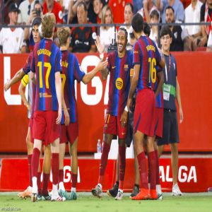 بثلاثية إشبيلية.. برشلونة يحقق الانتصار السابع تواليا