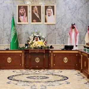 أمير نجران يرأس الجلسة الأولى من الدورة الأولى لمجلس المنطقة للعام المالي 1447 / 1448هـ