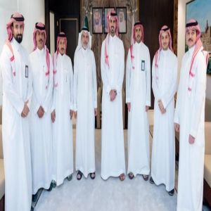 أمين الرياض يُكرّم فريق مركز الاتصال 940 بعد الحصول على جائزتين ذهبيتين على مستوى أوروبا والشرق الأوسط وأفريقيا