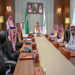 أمير حائل يطلع على مشاريع المياه بالمنطقة