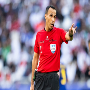 خالد الطريس حكمًا لمباراة قطر والبحرين في "خليجي 27"