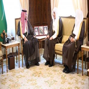 نائب أمير عسير يدشن حملة "الولاء والانتماء" لتعزيز الوعي بالمسؤولية الوطنية