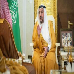أمير القصيم يستقبل مدير عام صندوق تنمية الموارد البشرية ويطّلع على مؤشرات سوق العمل بالمنطقة