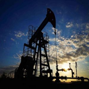 النفط.. خام برنت ينهي سبتمبر على ارتفاع 14%