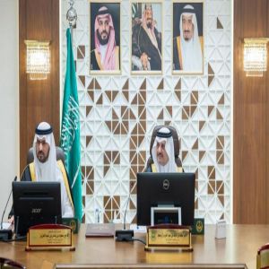 أمير المنطقة الشرقية يرأس اجتماع المحافظين الأول لعام 1448هـ