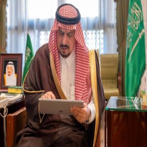 أمير منطقة الرياض يدشّن الحملة الوطنية للتطعيم ضد الإنفلونزا الموسمية