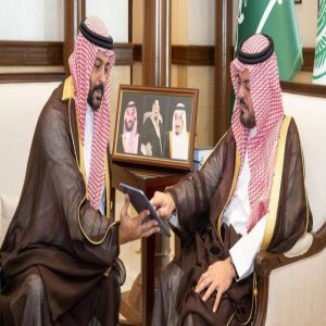نائب أمير منطقة مكة المكرمة يدشّن مبادرة تمكّن لتعزيز التمكين المهني والاقتصادي للفئات المستفيدة
