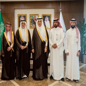 وزير "البيئة" يدشّن المنصة الوطنية للحياة الفطرية "فطري"