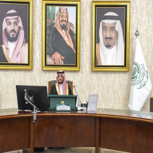 محافظ الطائف يرأس اجتماعًا تنسيقيًّا لبحث جاهزية الموسم الرياضي 2026–2027