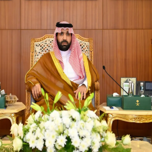 أمير جازان يلتقي مشايخ المنطقة